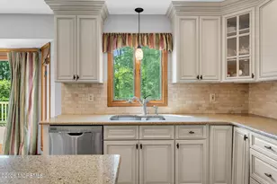 15 Oxford Dr, Ocean Twp, NJ 07712 - Photo 20