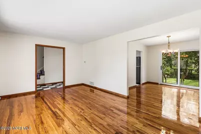 47 Tarrytown Road, Manalapan Township, NJ 07726 - Photo 4