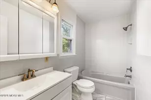 47 Tarrytown Rd, Manalapan Township, NJ 07726 - Photo 8