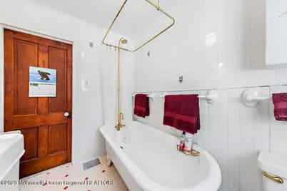 388 S Green Street, Tuckerton, NJ 08087 - Photo 42
