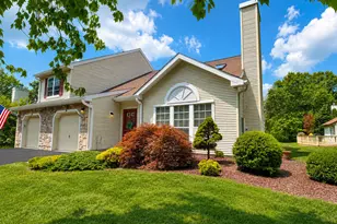 10 Madison Ct, Manalapan Township, NJ 07726 - Photo 2