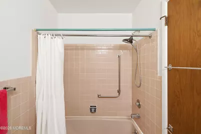 65 A Yorktowne Parkway #A, Whiting, NJ 08759 - Photo 18