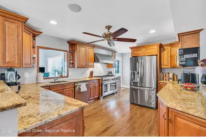 1613 Northstream Parkway, Point Pleasant, NJ 08742 - Photo 2
