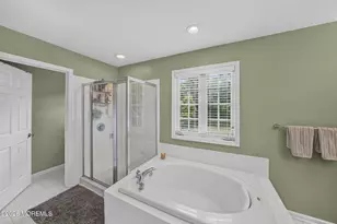 15 Nicole Ct, Freehold, NJ 07728 - Photo 34