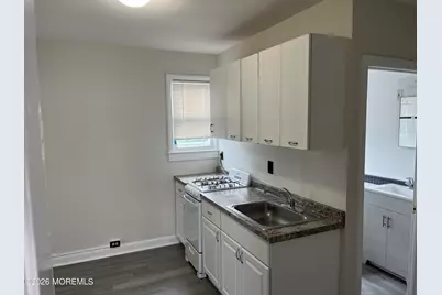 406 Highway 35 #Apt 3, Red Bank, NJ 07701 - Photo 4