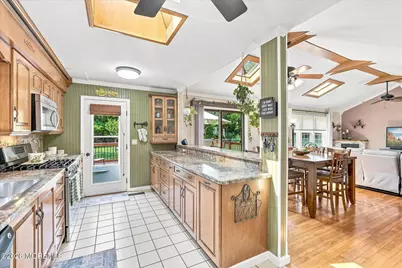 113 Driftwood Lane, Lanoka Harbor, NJ 08734 - Photo 10
