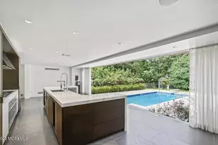 14 Kathy St, Kendall Park, NJ 08824 - Photo 16