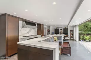 14 Kathy St, Kendall Park, NJ 08824 - Photo 18