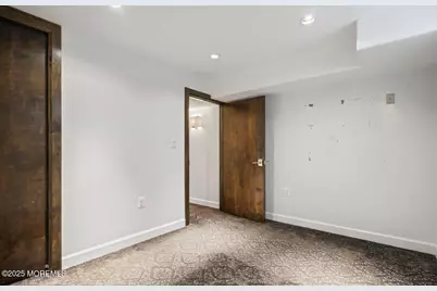14 Kathy Street, Kendall Park, NJ 08824 - Photo 38