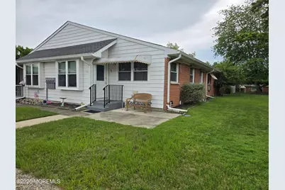 4 B Ironsides Drive, Whiting, NJ 08759 - Photo 1