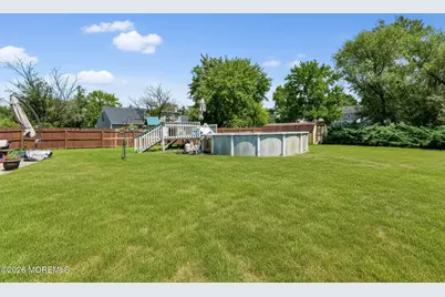 209 Hearth Court W, Lakewood, NJ 08701 - Photo 4