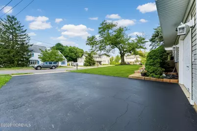 209 Hearth Court W, Lakewood, NJ 08701 - Photo 8