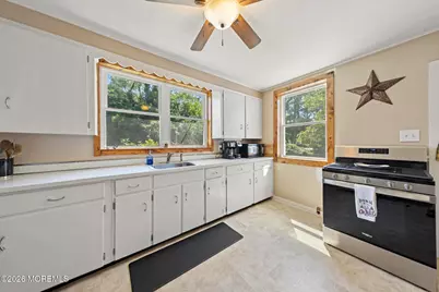 16 S Maple Avenue, Tuckerton, NJ 08087 - Photo 18