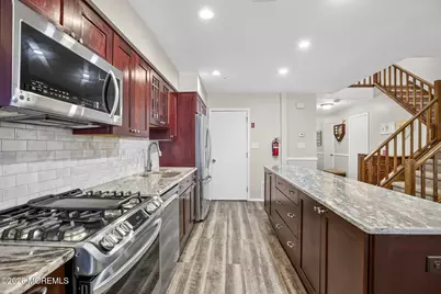 18 Lexington Circle, Matawan, NJ 07747 - Photo 8