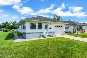 102 Barbuda St, Toms River Township, NJ 08757 - Photo 2
