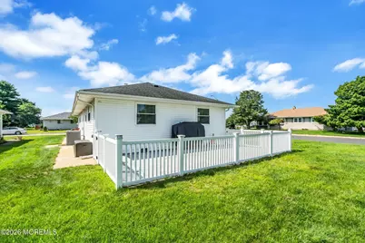 102 Barbuda Street, Toms River Township, NJ 08757 - Photo 20