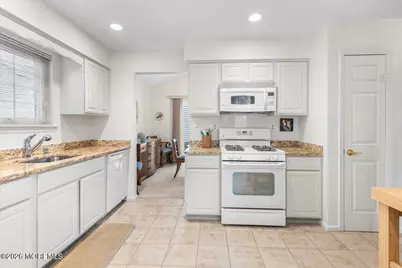 86 Almond Road, Freehold, NJ 07728 - Photo 4