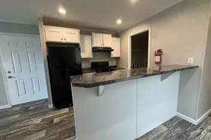 31 Randall Ave, Hazlet Township, NJ 07730 - Photo 4