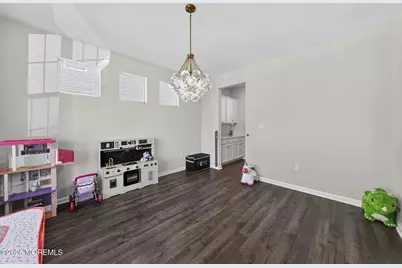 30 Holloway Avenue, Manahawkin, NJ 08050 - Photo 12