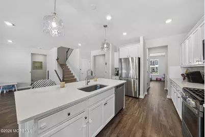 30 Holloway Avenue, Manahawkin, NJ 08050 - Photo 18