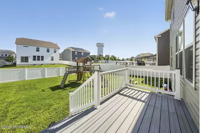 30 Holloway Avenue, Manahawkin, NJ 08050 - Photo 4