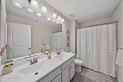 30 Holloway Avenue, Manahawkin, NJ 08050 - Photo 36