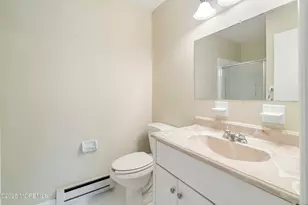 43 Eastport Ct, Red Bank, NJ 07701 - Photo 10