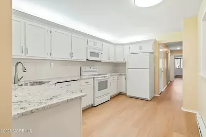 43 Eastport Court, Red Bank, NJ 07701 - Photo 2