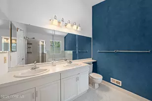 43 Sapphire Ln, Franklin, NJ 08823 - Photo 18