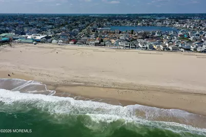 9 Danby Place #1, Point Pleasant Beach, NJ 08742 - Photo 12