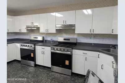 202 Lawrence Avenue, Lakewood, NJ 08701 - Photo 4