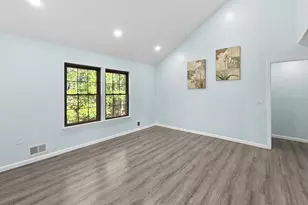 809 Daffodil Dr, Jackson, NJ 08527 - Photo 8