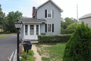 14 Buttonwood Ave, Eatontown, NJ 07724 - Photo 2