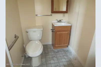 14 Buttonwood Avenue, Eatontown, NJ 07724 - Photo 8