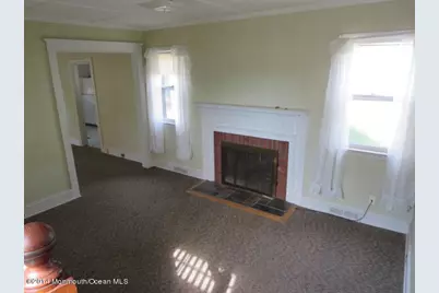14 Buttonwood Avenue, Eatontown, NJ 07724 - Photo 10