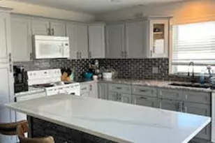 8 Diane Rd, Beach Haven, NJ 08050 - Photo 4