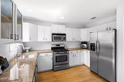 12 Vista Shores Drive, Union Beach, NJ 07735 - Photo 8