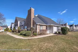 337 Devon Pl, Morganville, NJ 07751 - Photo 2
