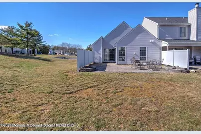 337 Devon Place, Morganville, NJ 07751 - Photo 12