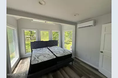 421 W Lincoln Avenue, Oakhurst, NJ 07755 - Photo 12
