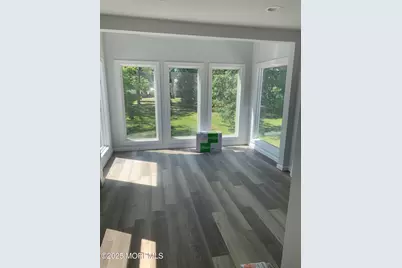 421 W Lincoln Avenue, Oakhurst, NJ 07755 - Photo 24