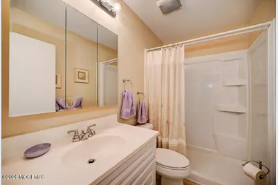 42 Piazza Correale #B, Freehold, NJ 07728 - Photo 26