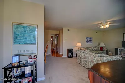 42 Piazza Correale #B, Freehold, NJ 07728 - Photo 10