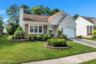 12 Kendal Dr, Toms River Township, NJ 08757 - Photo 2