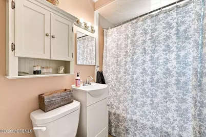 22 Barker Avenue, Shrewsbury, NJ 07724 - Photo 18
