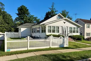64 W George St, Freehold, NJ 07728 - Photo 2