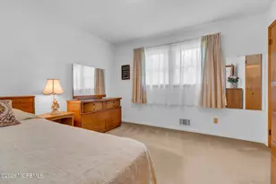 46 Camden Rd, Hillsborough Township, NJ 08844 - Photo 32
