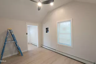 20 Howard Ave, Keansburg, NJ 07734 - Photo 2