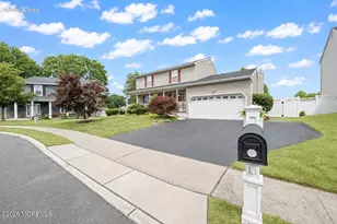 30 Kentucky Dr, Hazlet Township, NJ 07730 - Photo 2