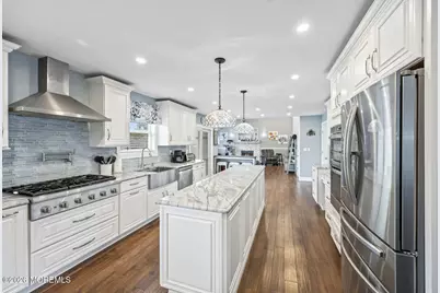30 Kentucky Drive, Hazlet Township, NJ 07730 - Photo 10